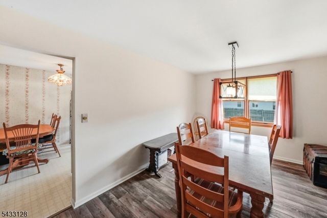 5 N 13Th Ave, Manville Boro, NJ 08835