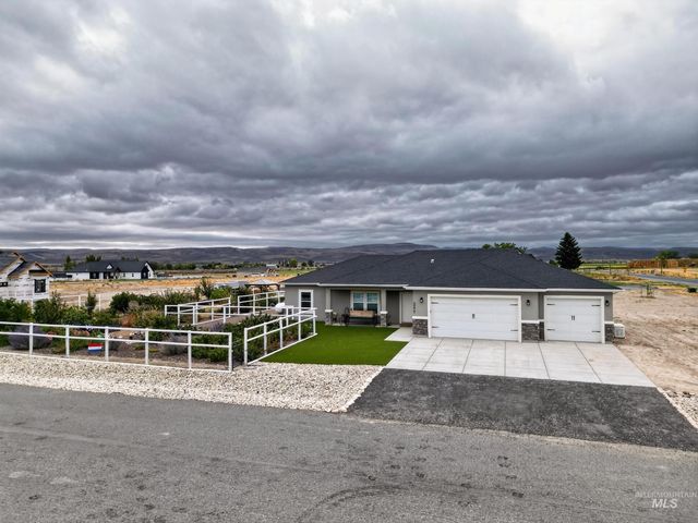 3377 E 3119 N, Kimberly, ID 83341