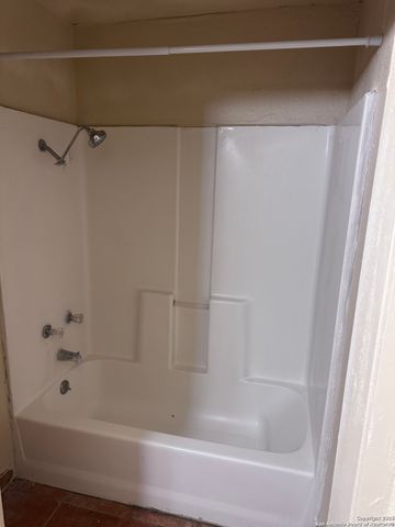 211 Blanco Rd, San Antonio, TX 78212