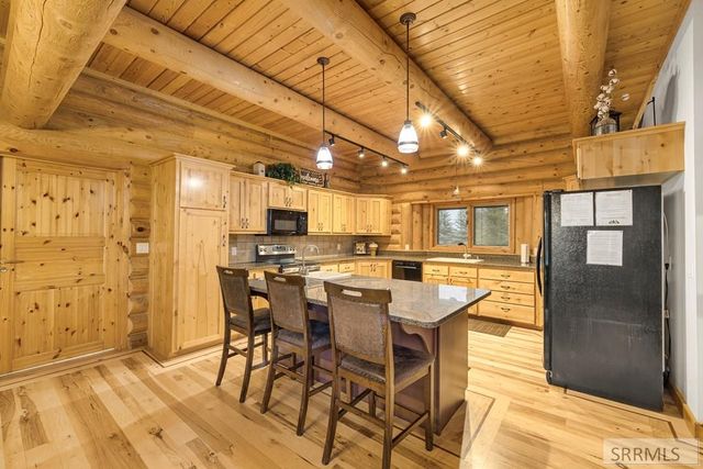 849 Hidden Estates Lane, St Anthony, ID 83445