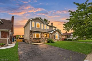 2319 Colonial Dr, Rahway City, NJ 07065