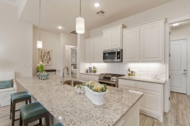 132 Rivalto DR, Horseshoe Bay, TX 78657