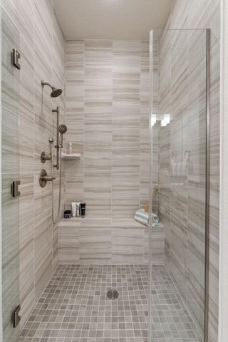 132 Rivalto DR, Horseshoe Bay, TX 78657