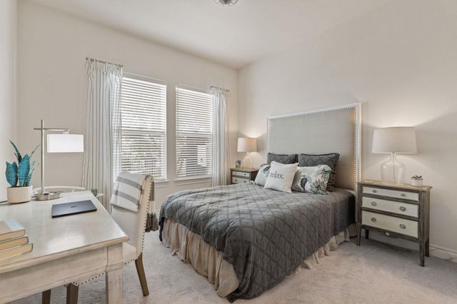 132 Rivalto DR, Horseshoe Bay, TX 78657