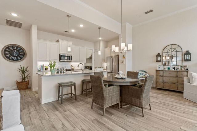 132 Rivalto DR, Horseshoe Bay, TX 78657