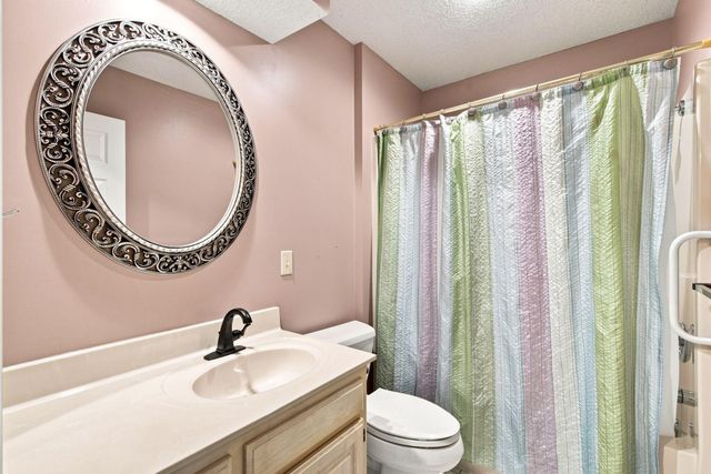 1255 E Lafayette Court, Springfield, MO 65804