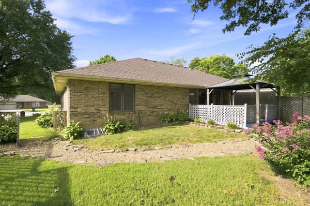 1255 E Lafayette Court, Springfield, MO 65804