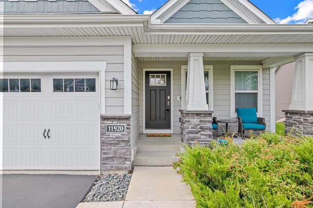 11920 Pineridge Way N, Dayton, MN 55327
