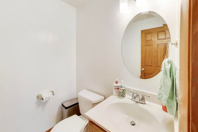 1607 W Plainfield Road, La Grange Highlands, IL 60525