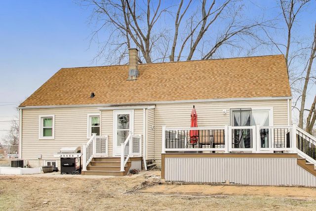 1607 W Plainfield Road, La Grange Highlands, IL 60525