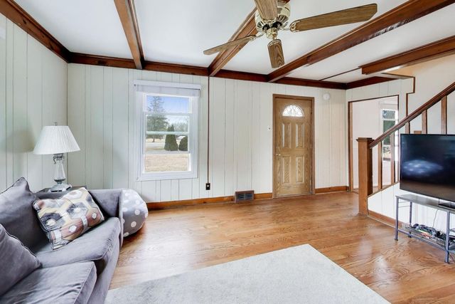 1607 W Plainfield Road, La Grange Highlands, IL 60525