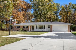 20149 Hcl Jackson, Grosse Ile Township, MI 48138