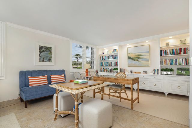 2860 S Ocean Boulevard 106, Palm Beach, FL 33480