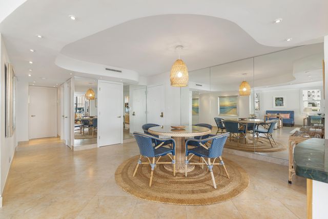 2860 S Ocean Boulevard 106, Palm Beach, FL 33480
