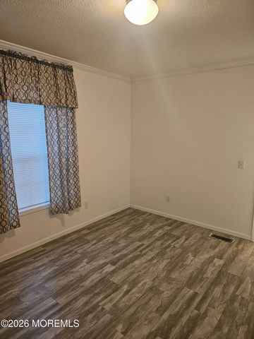 68 Alex Court, Hazlet, NJ 07730