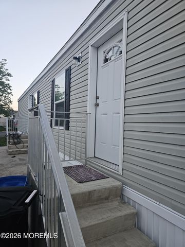 68 Alex Court, Hazlet, NJ 07730