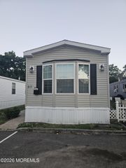 68 Alex Court, Hazlet, NJ 07730