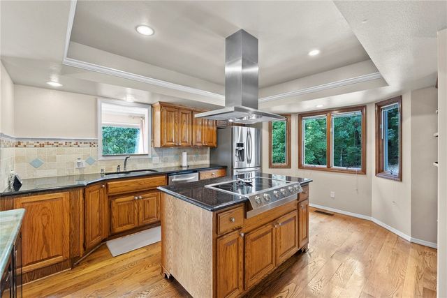 14 Waterside Lane, Bella Vista, AR 72715