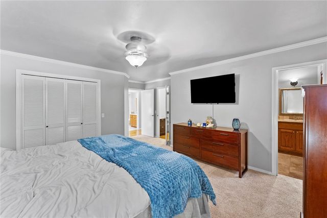 14 Waterside Lane, Bella Vista, AR 72715