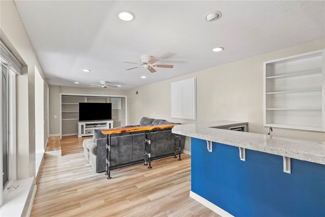 14 Waterside Lane, Bella Vista, AR 72715