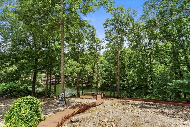 14 Waterside Lane, Bella Vista, AR 72715