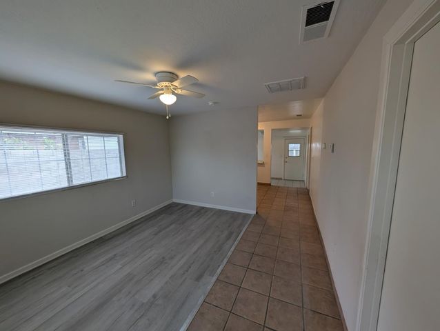 1126 E Princeton Avenue, Fresno, CA 93704