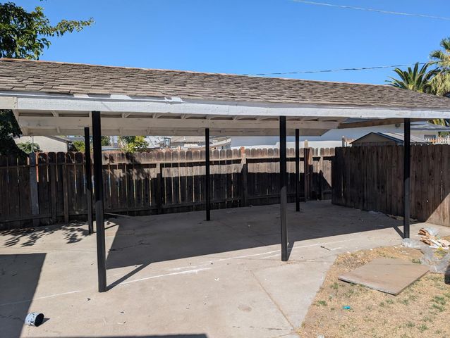 1126 E Princeton Avenue, Fresno, CA 93704