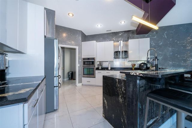 5130 CHELWYN COURT, Orlando, FL 32837