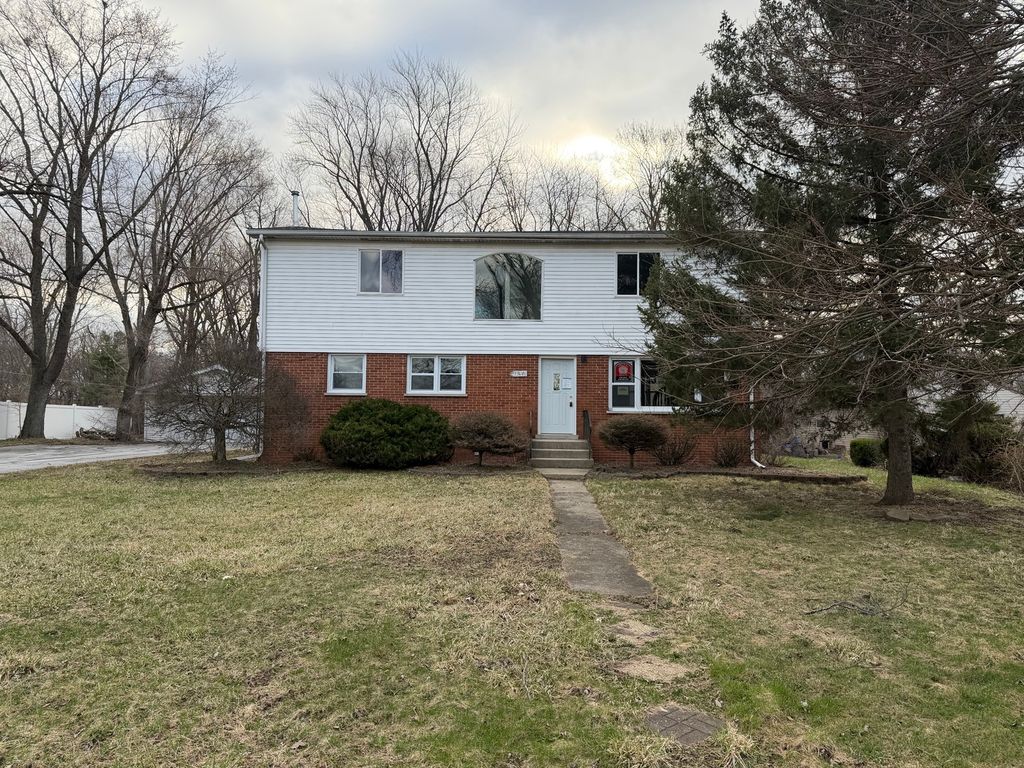 15441 E End Street, Dolton, IL 60419