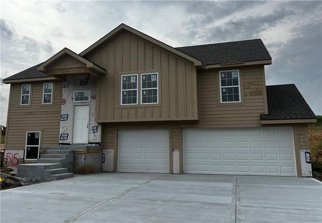 515 Skyview Lane, Liberty, MO 64068