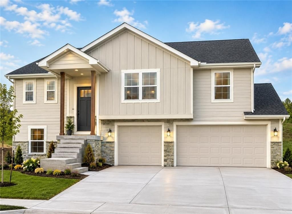 515 Skyview Lane, Liberty, MO 64068