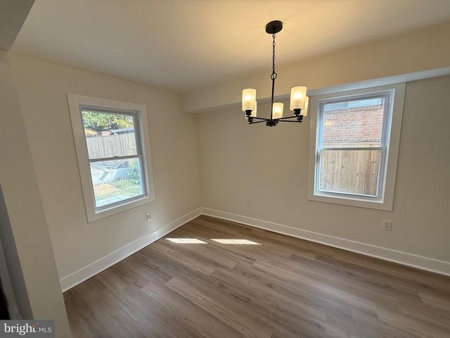 4542 EADS ST NE, Washington, DC 20019