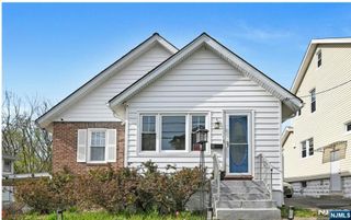 42 2nd Street, Dumont, NJ 07628
