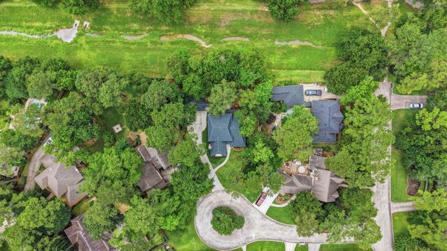 16 Gilcrest Forest Court, The Woodlands, TX 77381