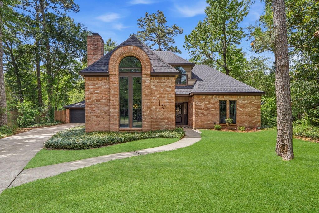 16 Gilcrest Forest Court, The Woodlands, TX 77381