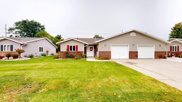 2610 9th Street SW, Willmar, MN 56201