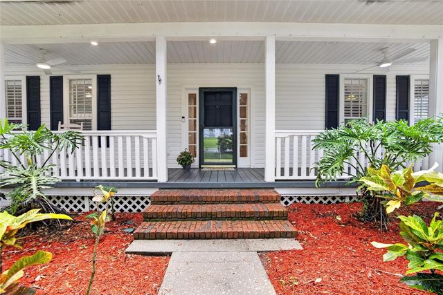 1701 COTTAGE OAKS COURT, Brandon, FL 33510