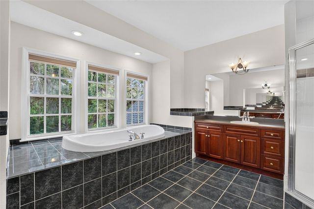 1701 COTTAGE OAKS COURT, Brandon, FL 33510