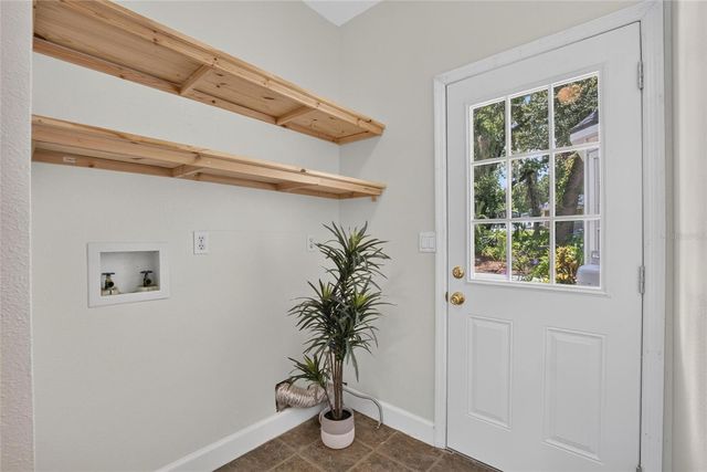 1701 COTTAGE OAKS COURT, Brandon, FL 33510