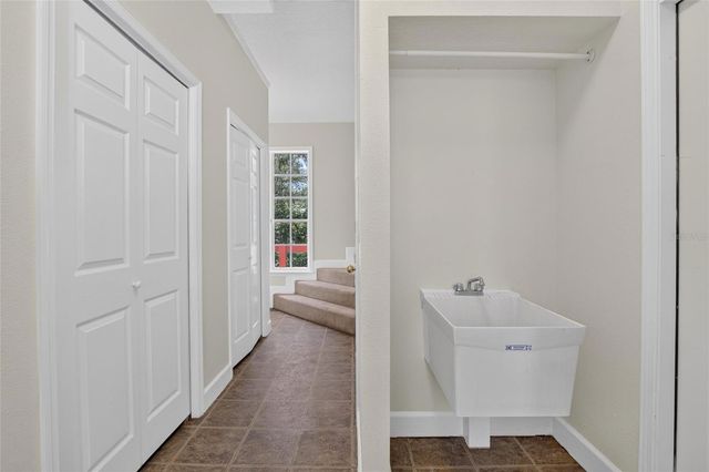 1701 COTTAGE OAKS COURT, Brandon, FL 33510