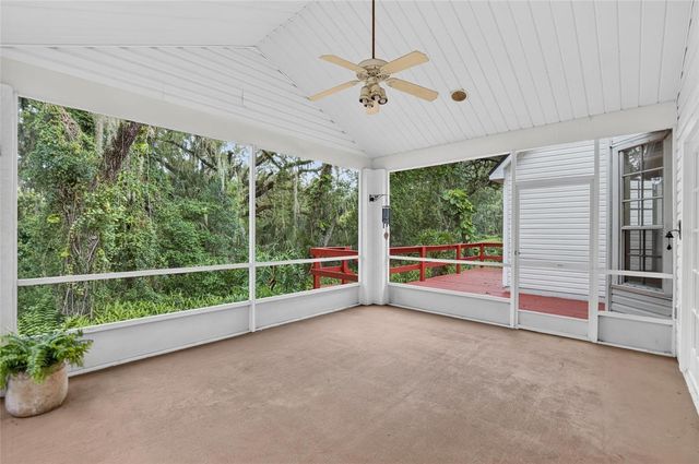 1701 COTTAGE OAKS COURT, Brandon, FL 33510