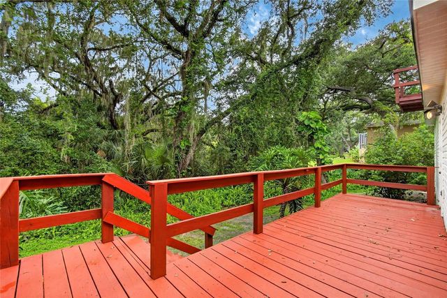 1701 COTTAGE OAKS COURT, Brandon, FL 33510