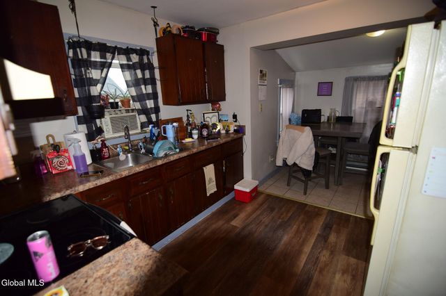 460 Cold Spring Road, Stillwater, NY 12866