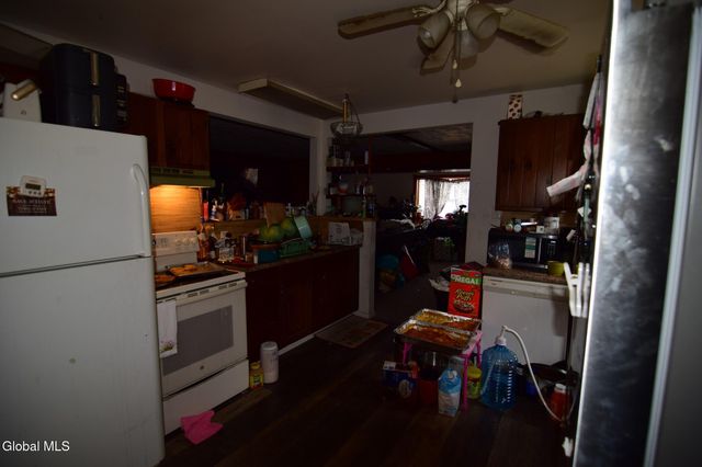 460 Cold Spring Road, Stillwater, NY 12866