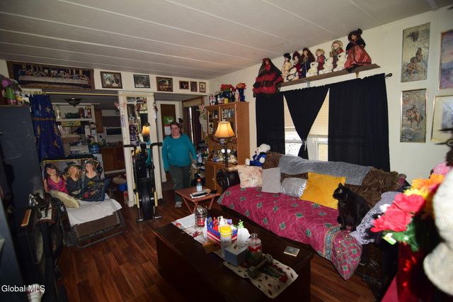 460 Cold Spring Road, Stillwater, NY 12866