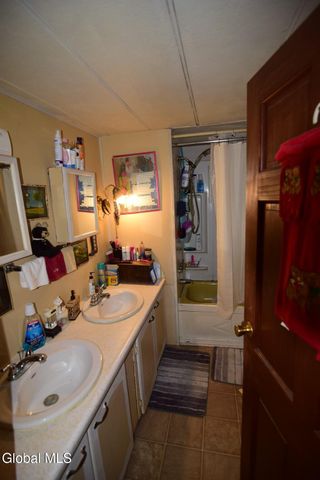 460 Cold Spring Road, Stillwater, NY 12866