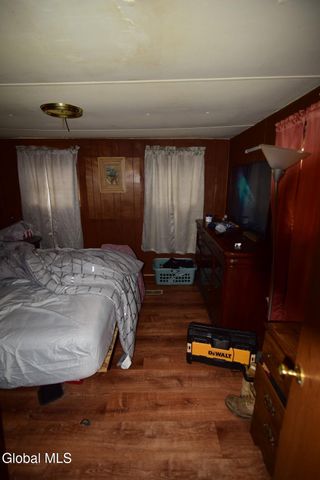 460 Cold Spring Road, Stillwater, NY 12866