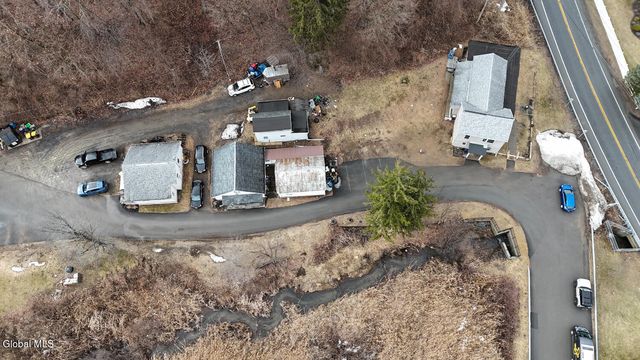 460 Cold Spring Road, Stillwater, NY 12866