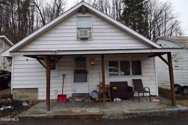 460 Cold Spring Road, Stillwater, NY 12866