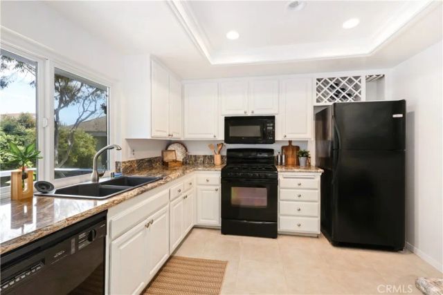16962 Pacific Coast 201, Huntington Beach, CA 92649